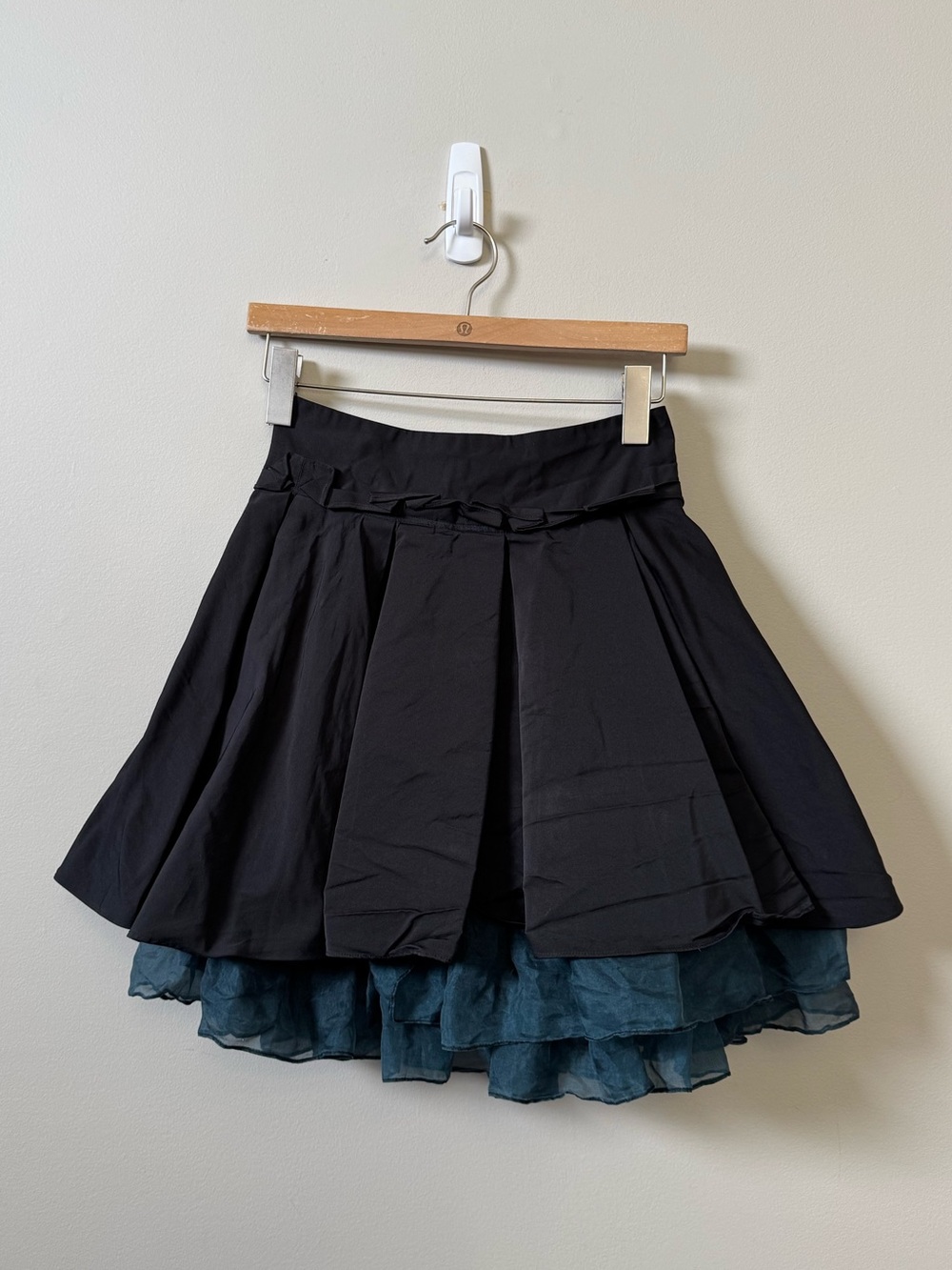 Elizabeth & James Pratte Ruffled black silk tulle lined mini skirt
